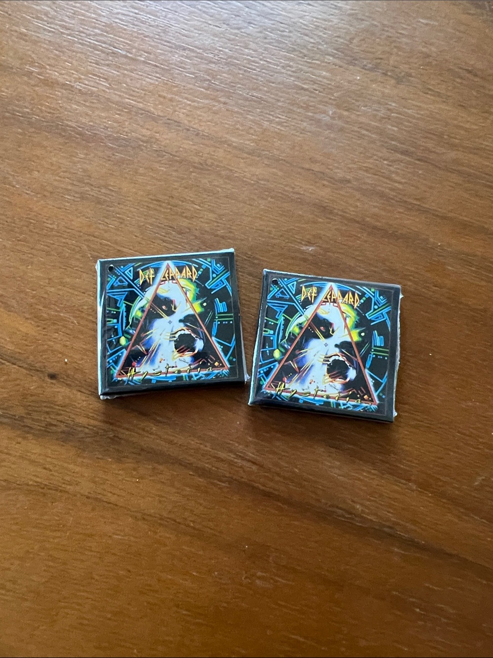 MGA Miniverse Real Vinyl Def Leppard- Pour Some Sugar On Me